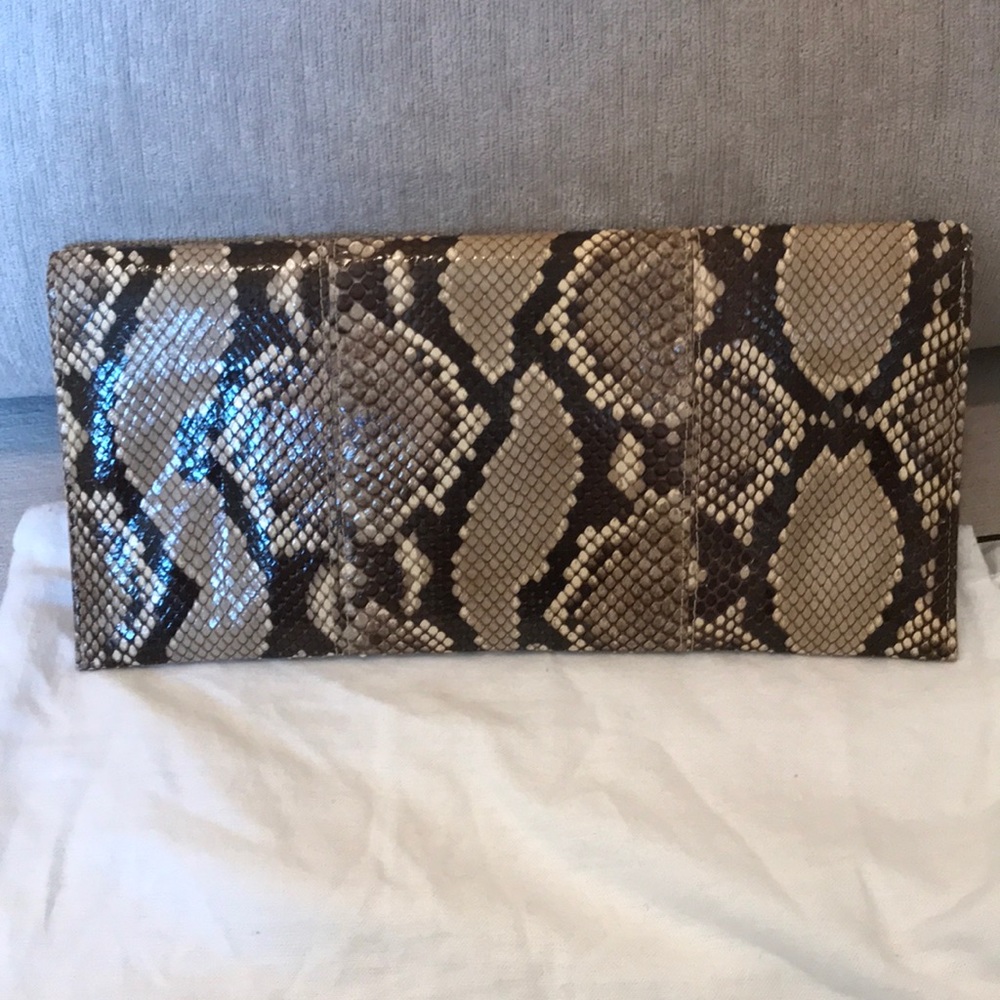 Adriana Castro Annie clutch - Picture 2 of 3
